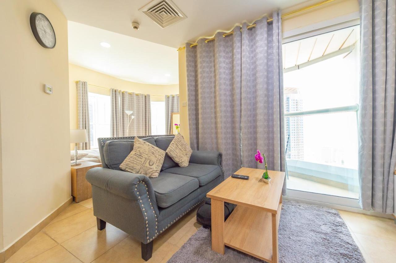 Luxury Escapes - Modern Budget Studio With Balcony In Jlt! Dubai Exteriör bild